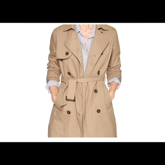 Gap trench coat 🧥 - Picture 7 of 7